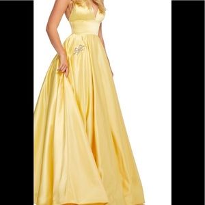 Sherri Hill prom dress  style # 52629. *with tags*